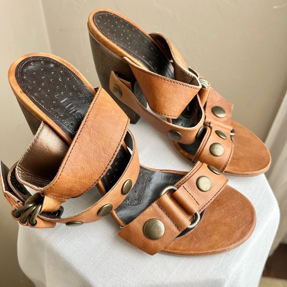 Elisanero -Vero Cuoio -Made in Italy sandals size 38 (7 1/2 to 8) - Picture 2 of 6